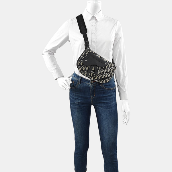 Authenticated pre-owned  Saddle Oblique Canvas Blue - Shoulder Bag at Looply
