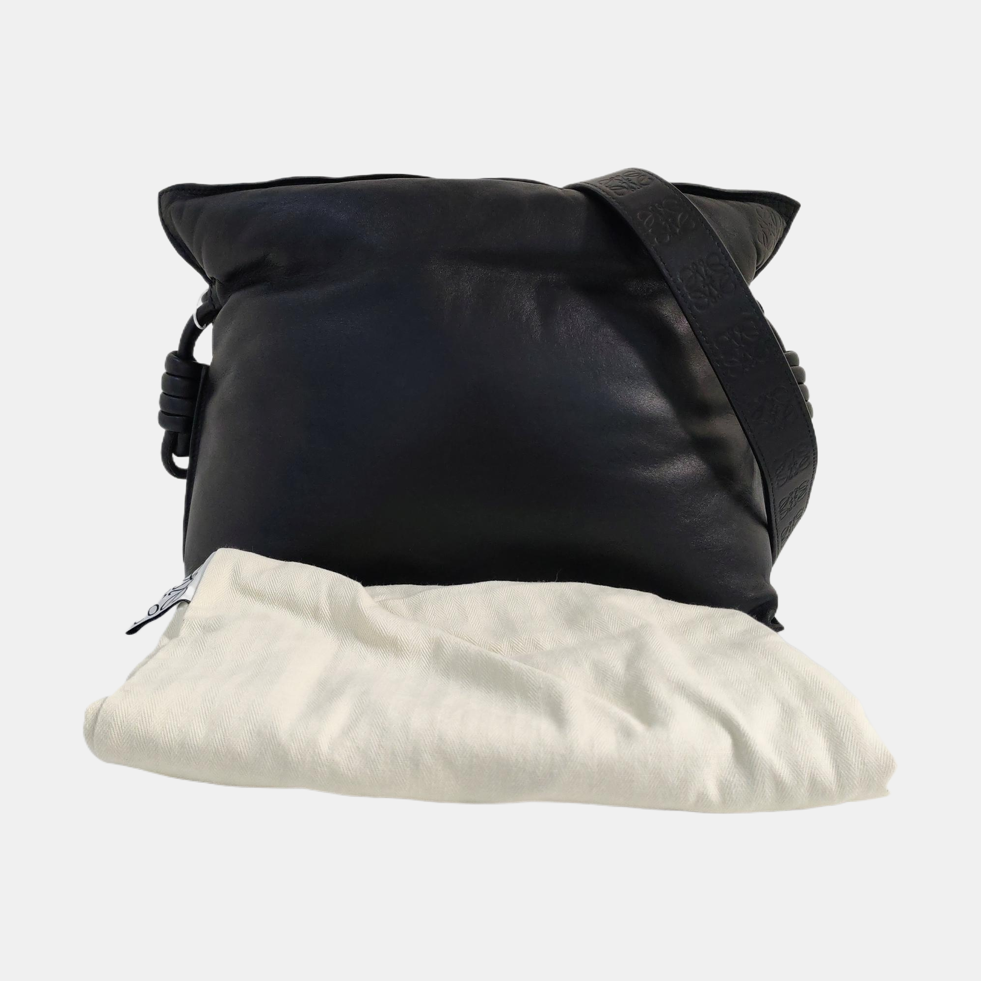 Authenticated pre-owned  Flamenco Xl Calfskin Black - Shoulder Bag at Looply