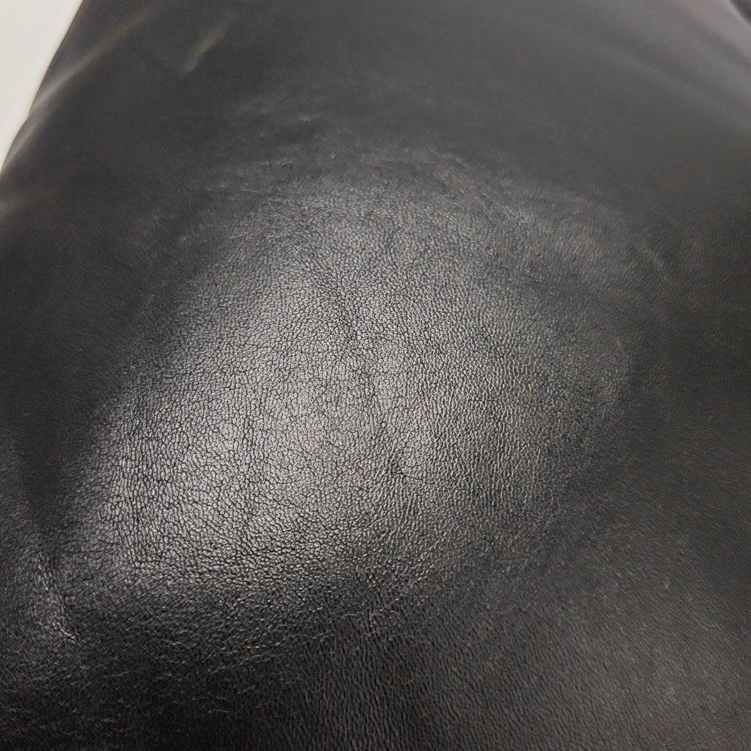 Authenticated pre-owned  Flamenco Xl Calfskin Black - Shoulder Bag at Looply