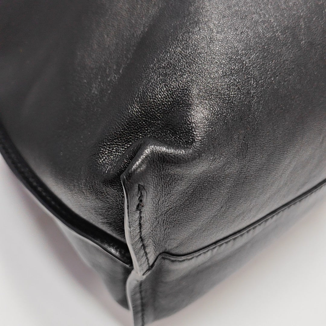 Authenticated pre-owned  Flamenco Xl Calfskin Black - Shoulder Bag at Looply
