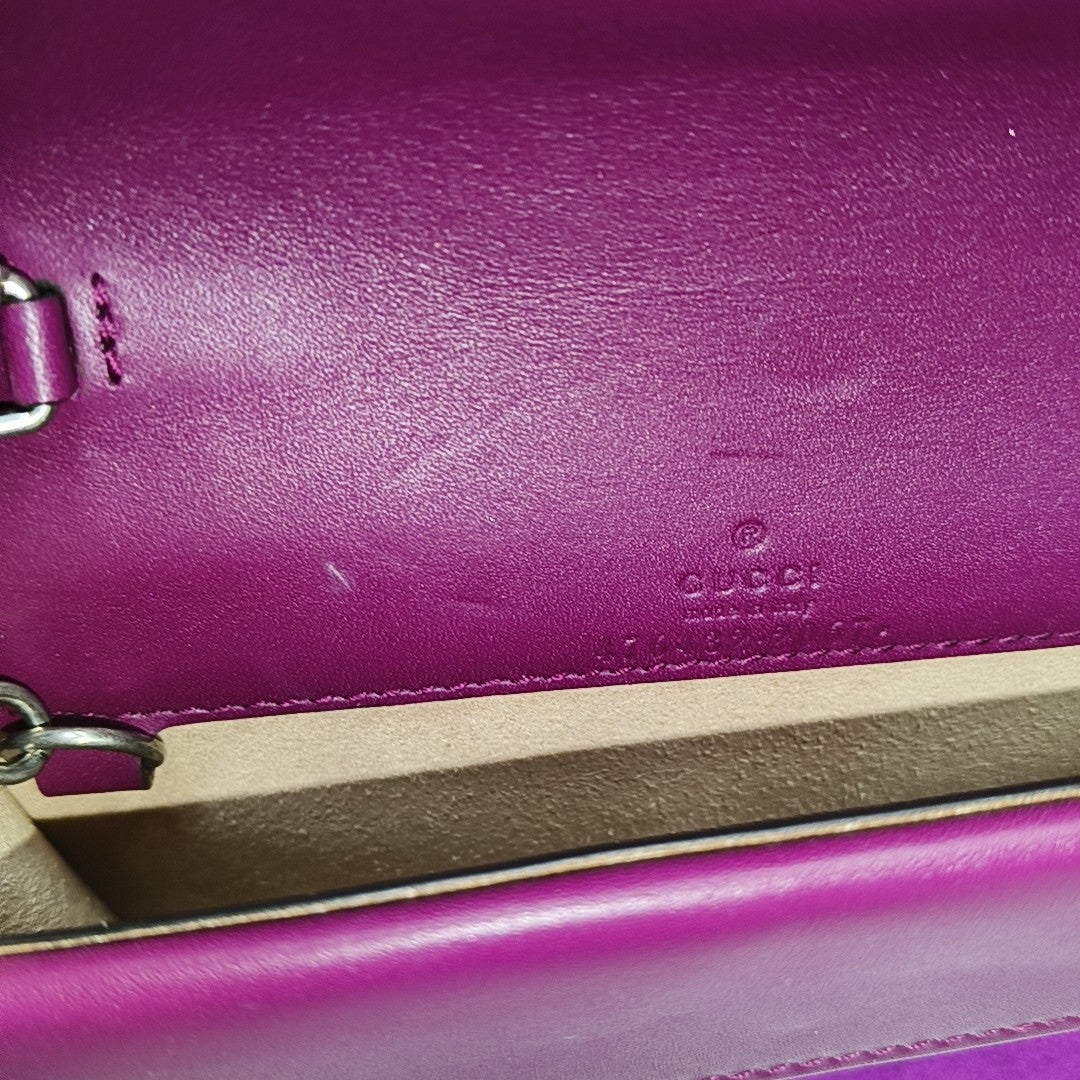 Authenticated pre-owned  Dionysus Super Mini Velvet Burgundy - Shoulder Bag at Looply