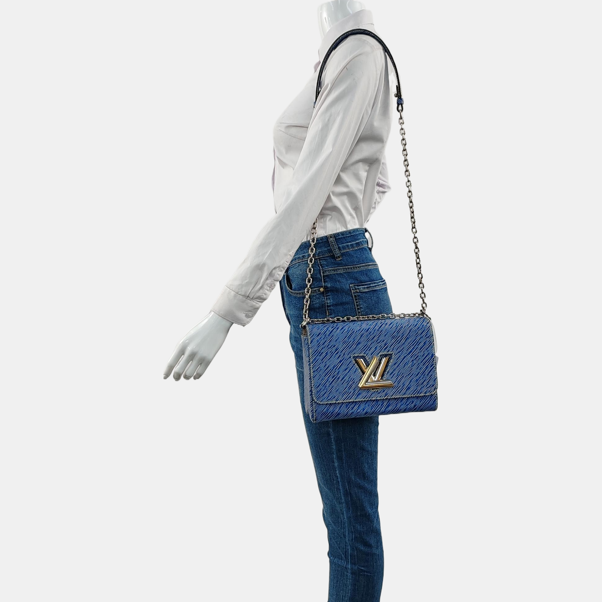 Authenticated pre-owned  Twist MM Epi Blue - Shoulder Bag at Looply