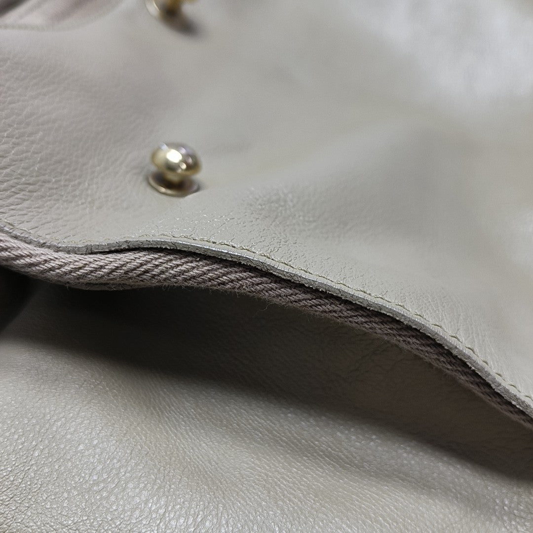 MUSE TWO Medium Calfskin Beige