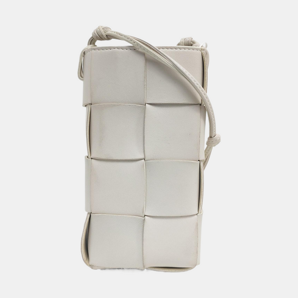 Authenticated pre-owned  Cassette Lambskin White - Shoulder Bag at Looply