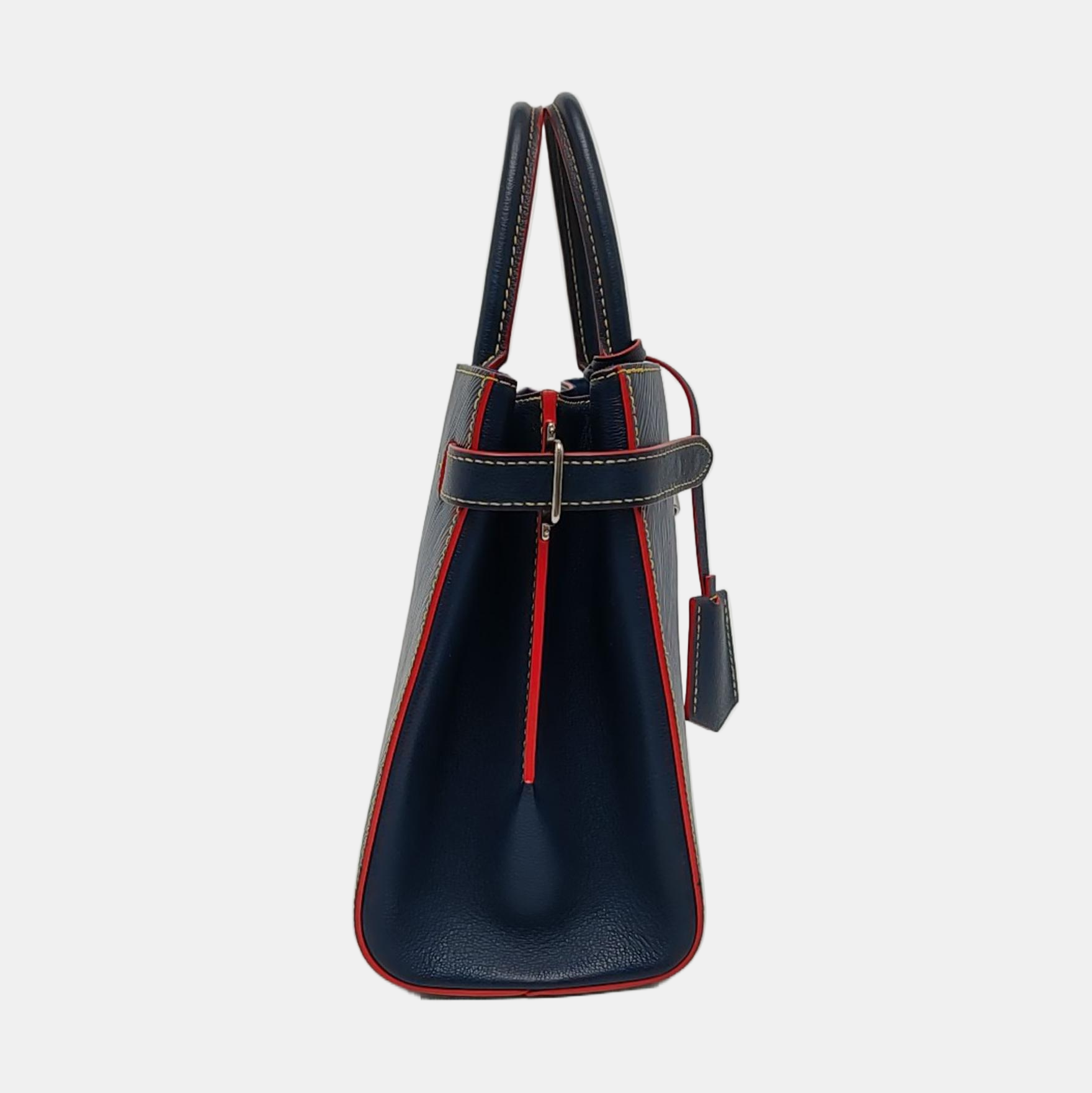 Authenticated pre-owned  Twist Epi Blue - Shoulder Bag at Looply