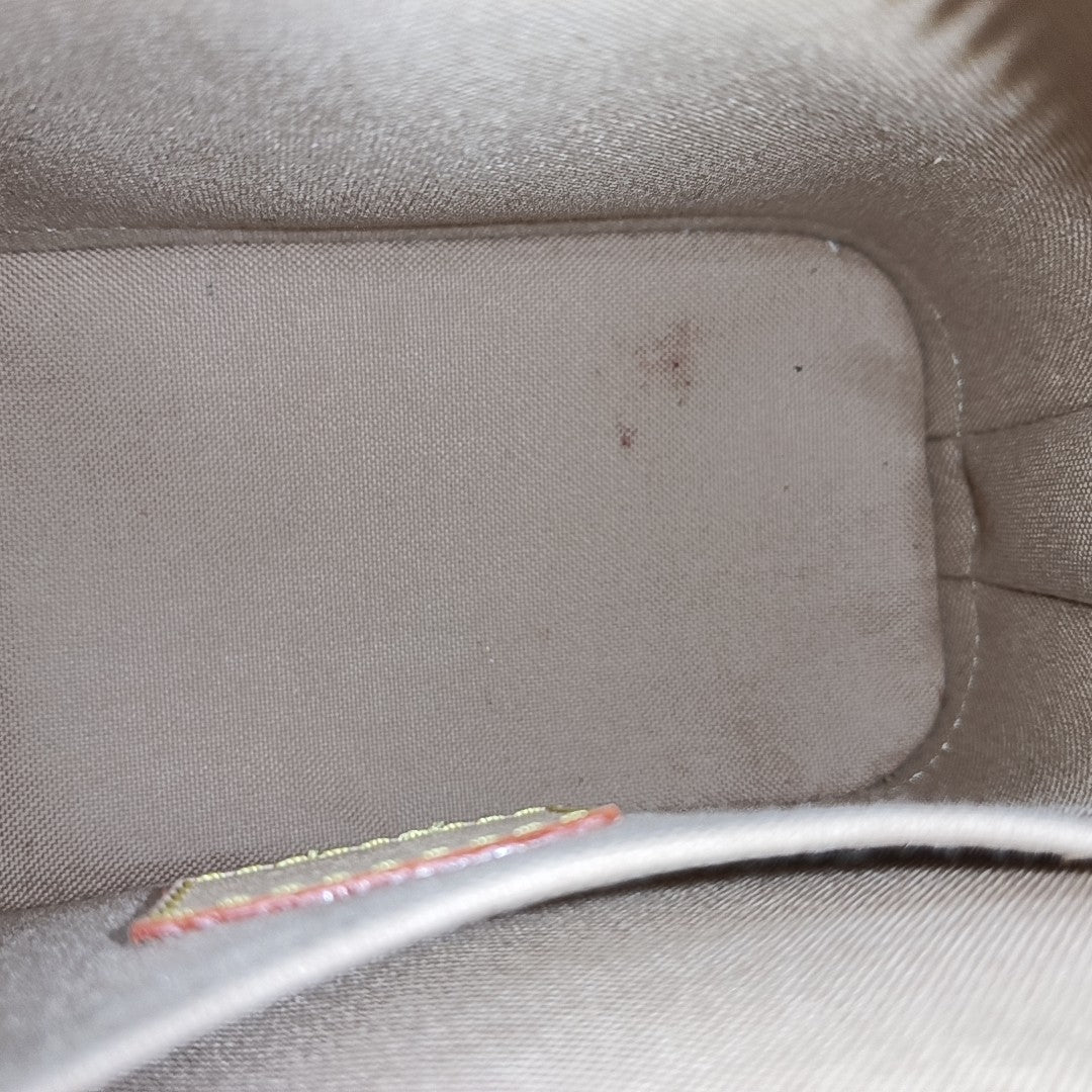Coated Canvas Beige