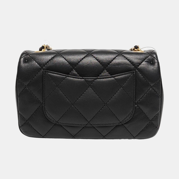 Authenticated pre-owned  Classic Flap Quilted Lambskin Black - Shoulder Bag at Looply