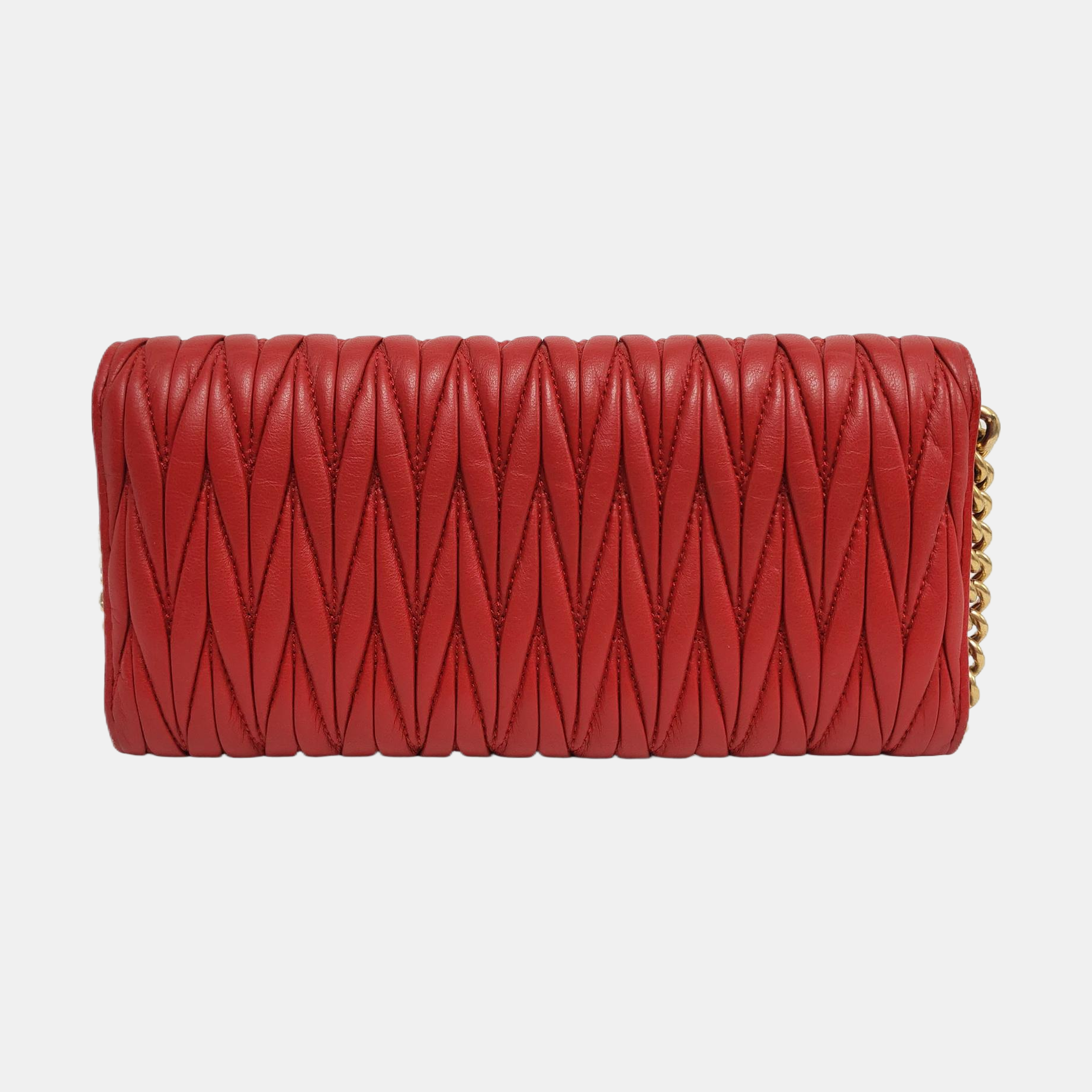 Authenticated pre-owned  Matelassé Lambskin Red - Shoulder Bag at Looply