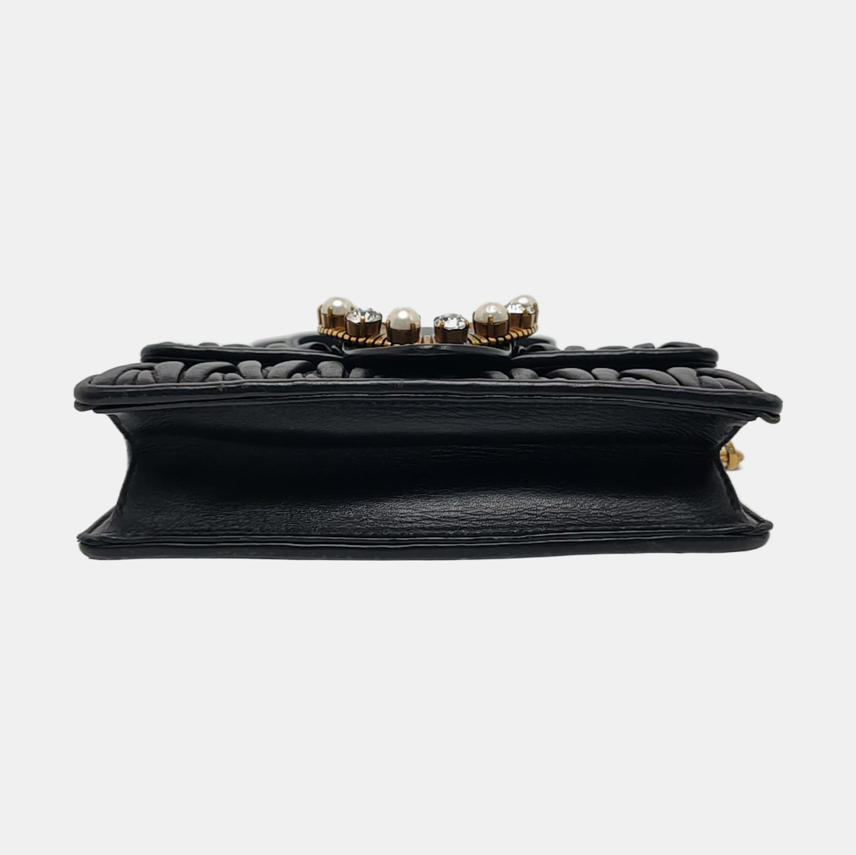 Authenticated pre-owned  Matelassé Lambskin Black - Shoulder Bag at Looply
