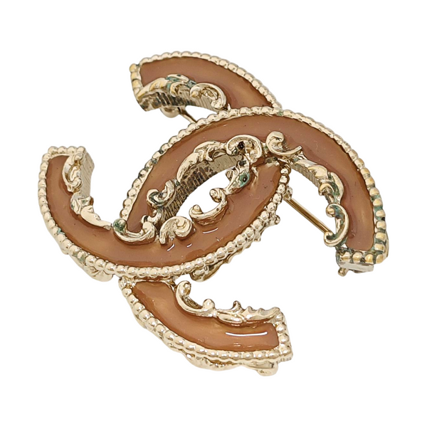 Authenticated pre-owned  Vintage Gold-tone Metal Synthetic Brooch - Brooch at Looply