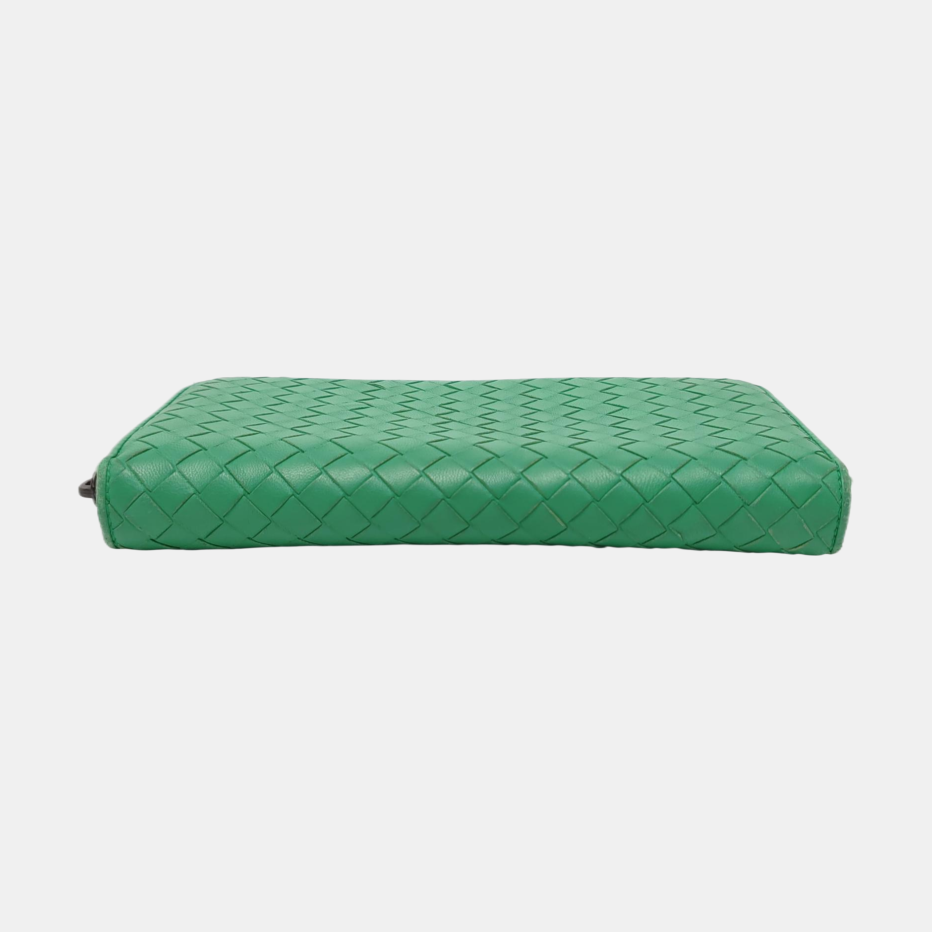 Authenticated pre-owned  Intrecciato Lambskin Green Wallet - Wallet at Looply