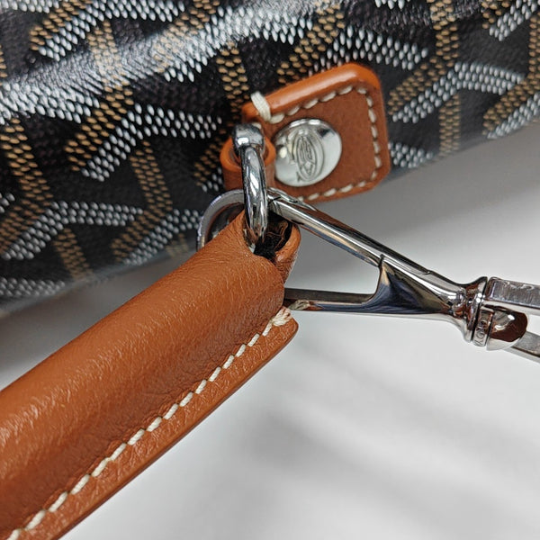 Saint Léger Coated Canvas Brown