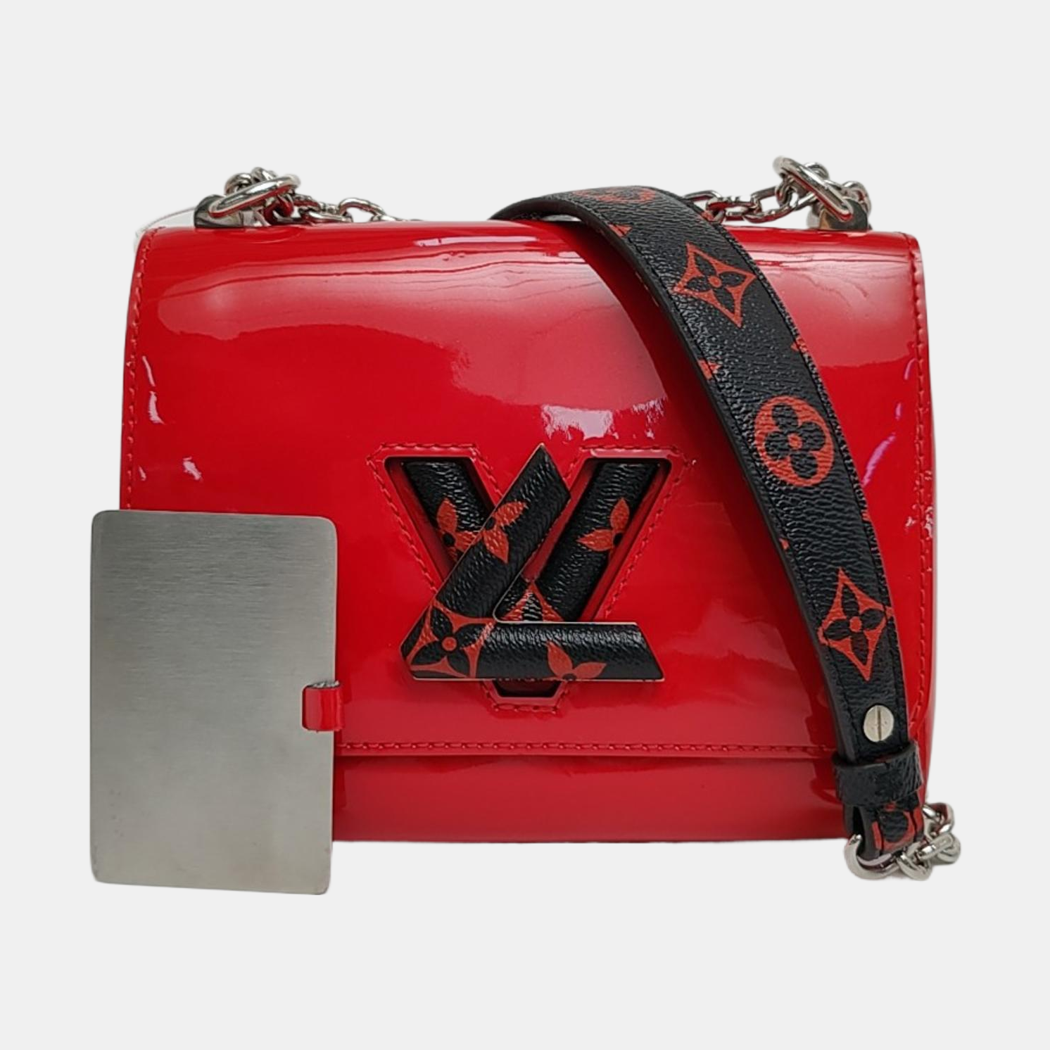 Authenticated pre-owned  Twist PM Monogram Patent Leather Red - Shoulder Bag at Looply