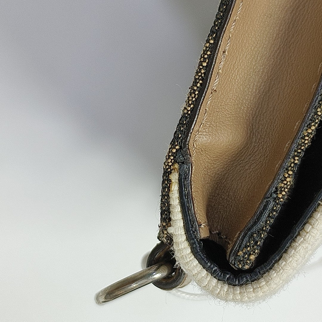Authenticated pre-owned  Baguette Fabric Multicolor - Shoulder Bag at Looply