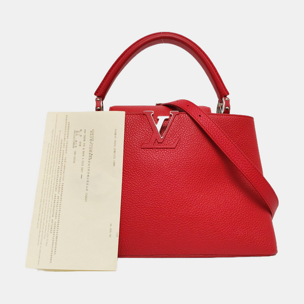Authenticated pre-owned  Capucines MM Calfskin Red - Shoulder Bag at Looply