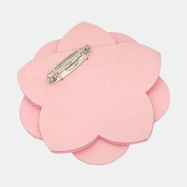 Authenticated pre-owned  Modern CC Decorative Brooch Synthetic Material Pink Brooch - Brooch at Looply