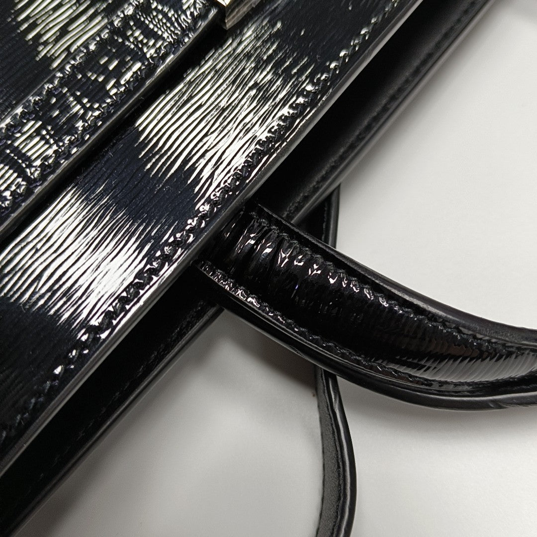 MANHATTAN Calfskin Black