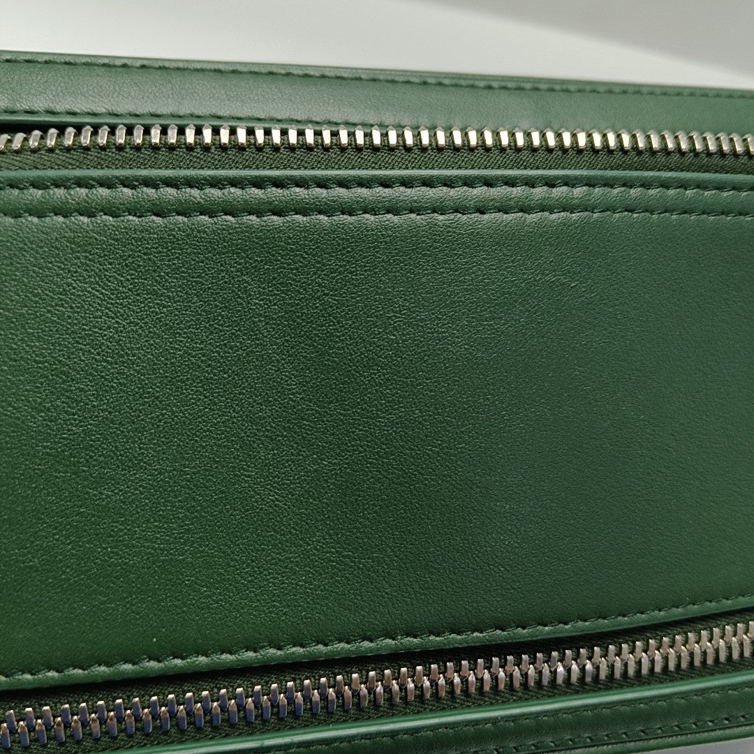 World Tour Large Calfskin Green