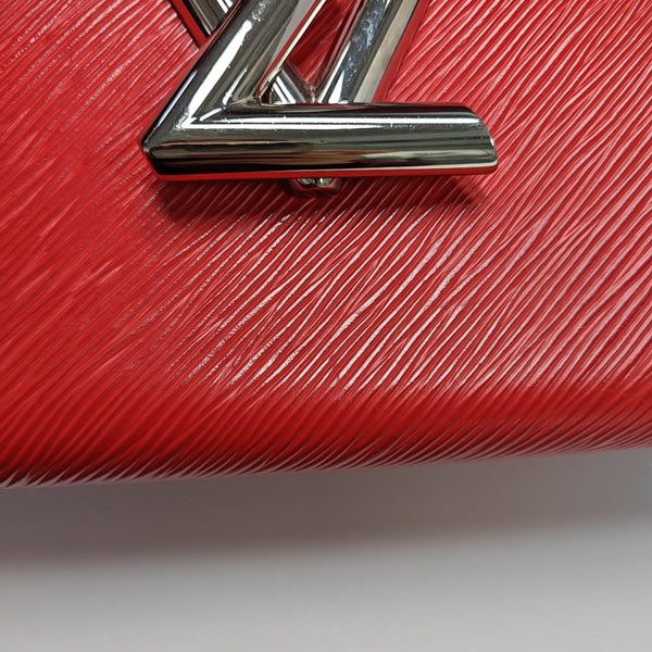 Authenticated pre-owned  Twist MM Epi Red - Shoulder Bag at Looply