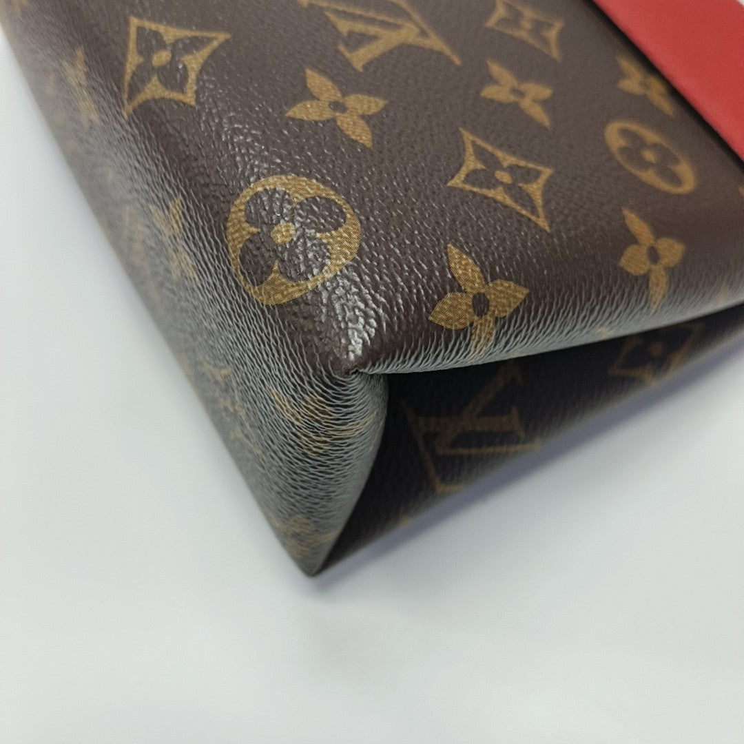 Authenticated pre-owned  Locky BB Monogram Coated Canvas Red - Shoulder Bag at Looply