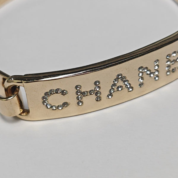 Authenticated pre-owned  Gold-tone Metal Synthetic Crystal Bracelet - Bracelet at Looply