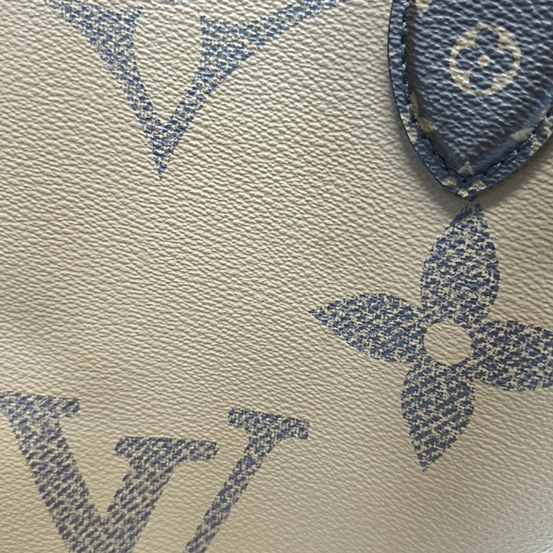 Authenticated pre-owned  Onthego GM Monogram Coated Canvas Brown - Shoulder Bag at Looply