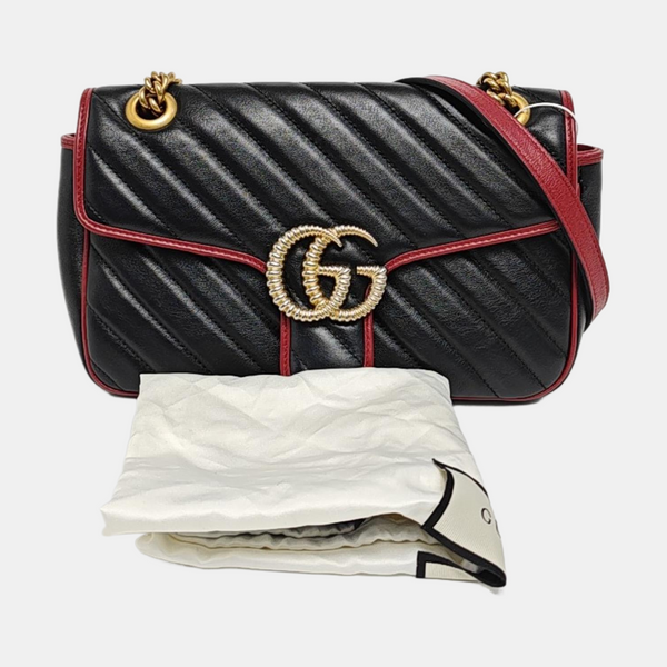Authenticated pre-owned  GG Marmont Medium Calfskin Black - Shoulder Bag at Looply