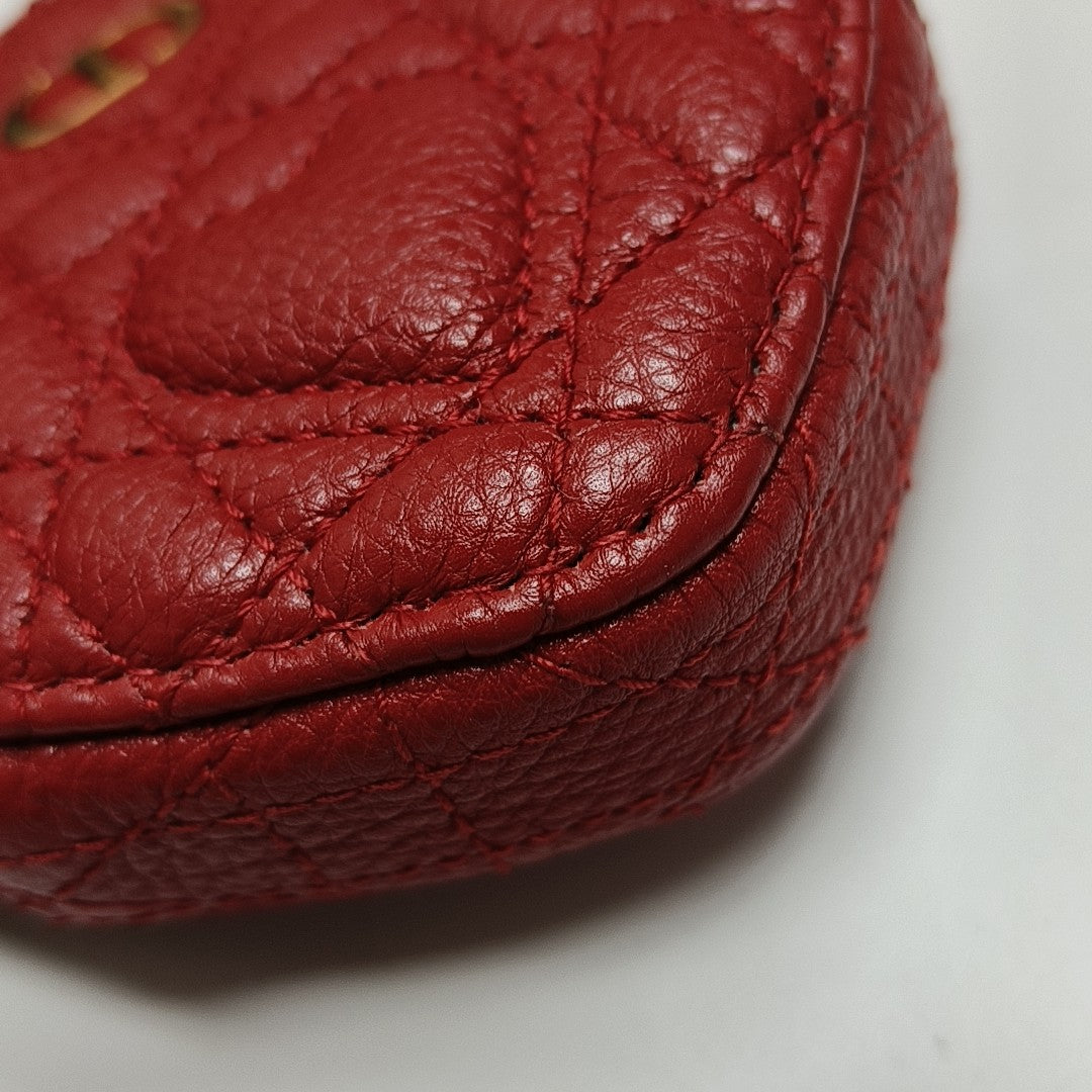 Authenticated pre-owned  Dior Caro Calfskin Red - Crossbody Bag at Looply