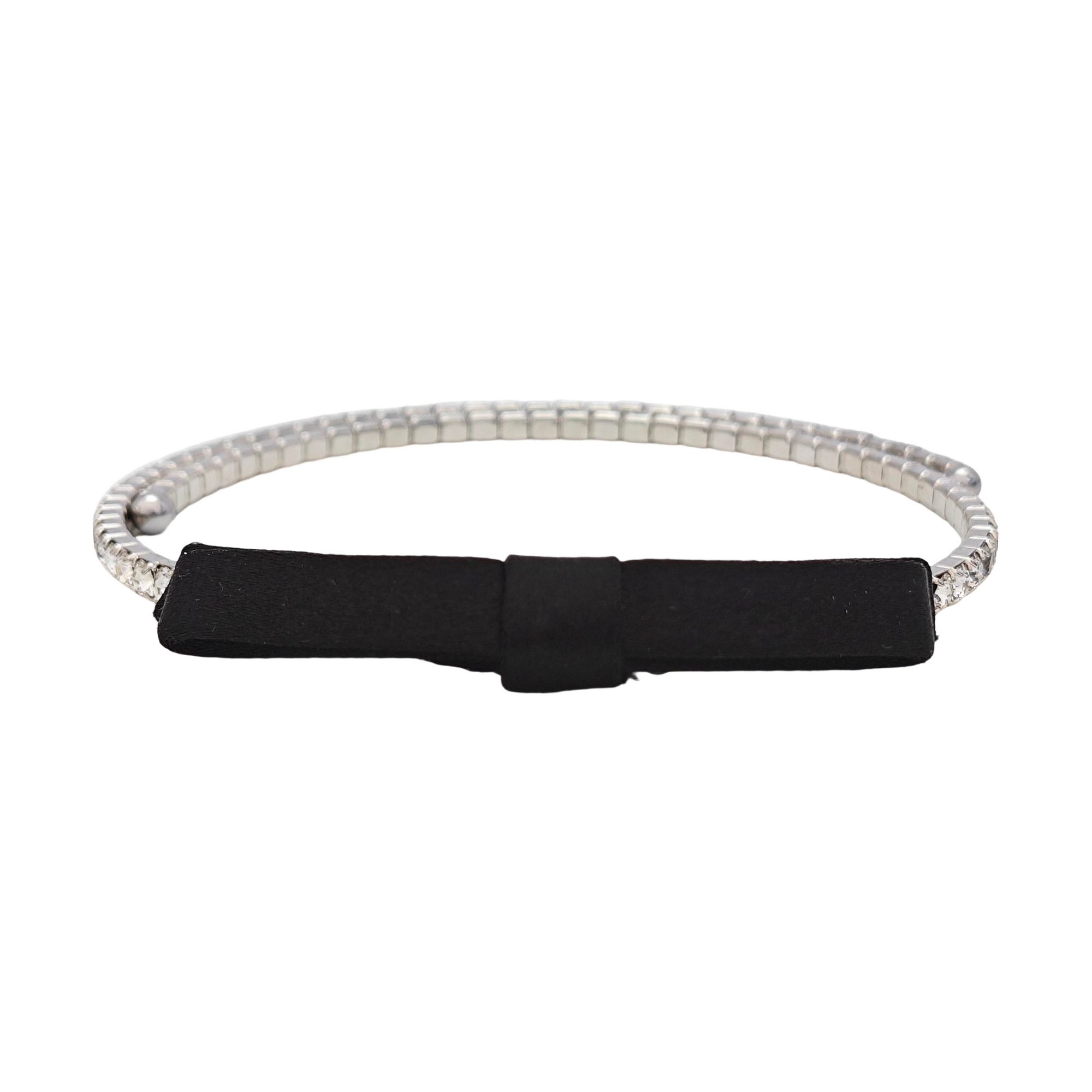 Authenticated pre-owned  Synthetic Crystal Silver-tone Metal Necklace - Necklace at Looply