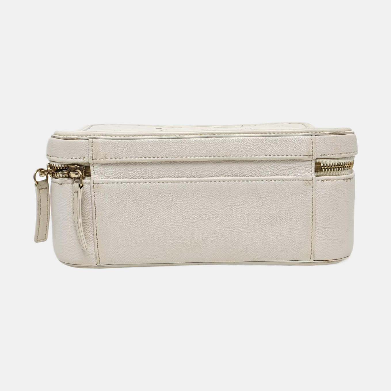 Authenticated pre-owned  Filigree Large Quilted Grained Calfskin White - Shoulder Bag at Looply