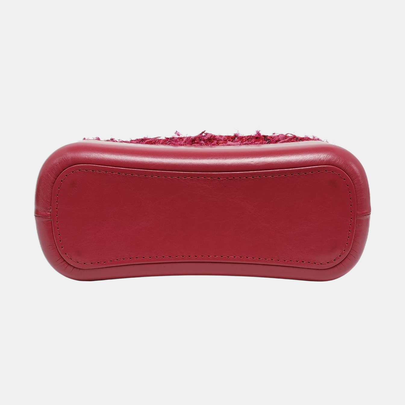Authenticated pre-owned  Gabrielle Small Wool Red - Shoulder Bag at Looply