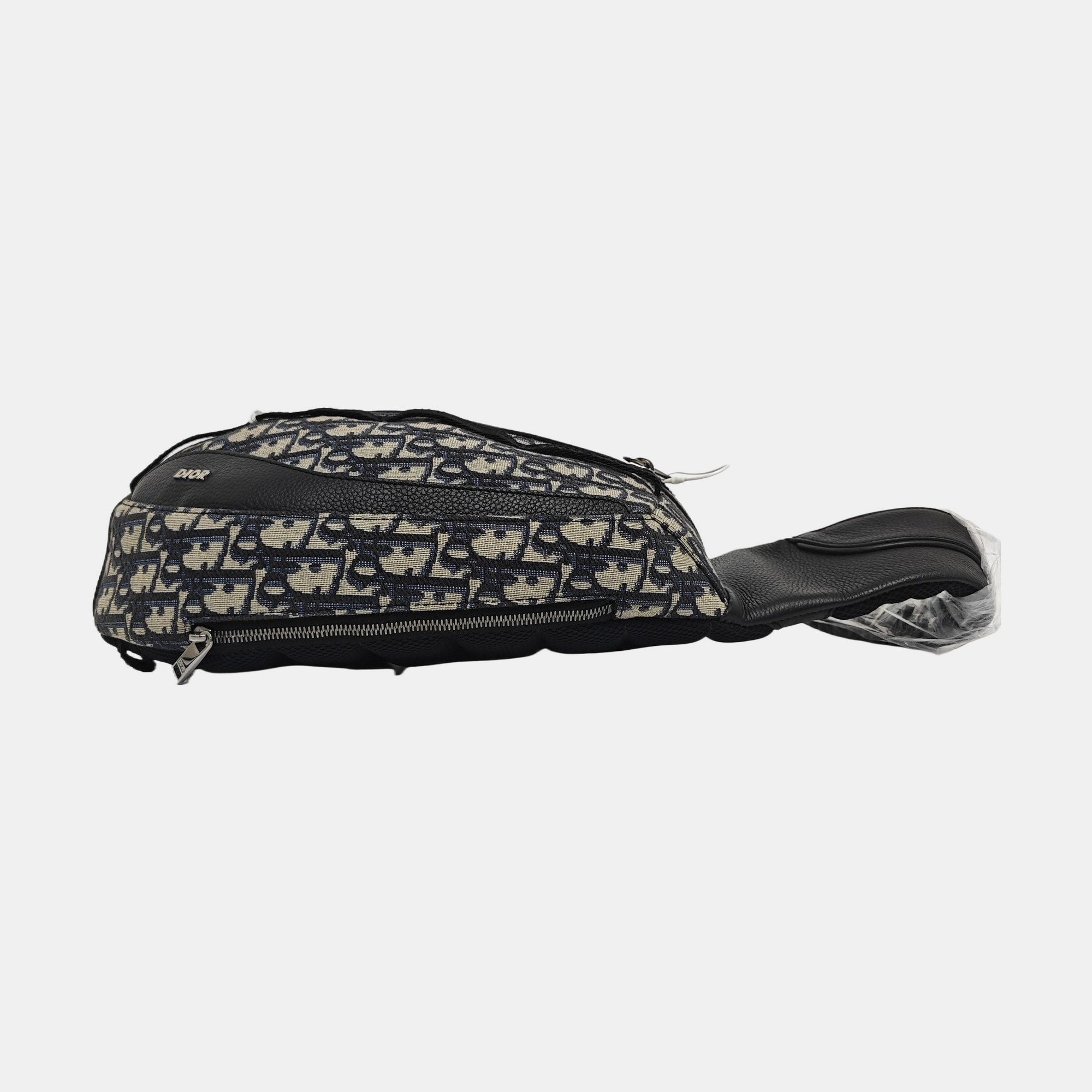 Authenticated pre-owned  Issimo Double Saddle Monogram Canvas Black - Crossbody Bag at Looply