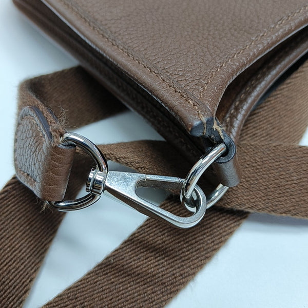 Authenticated pre-owned  Evelyne 17 Clemence Brown - Shoulder Bag at Looply