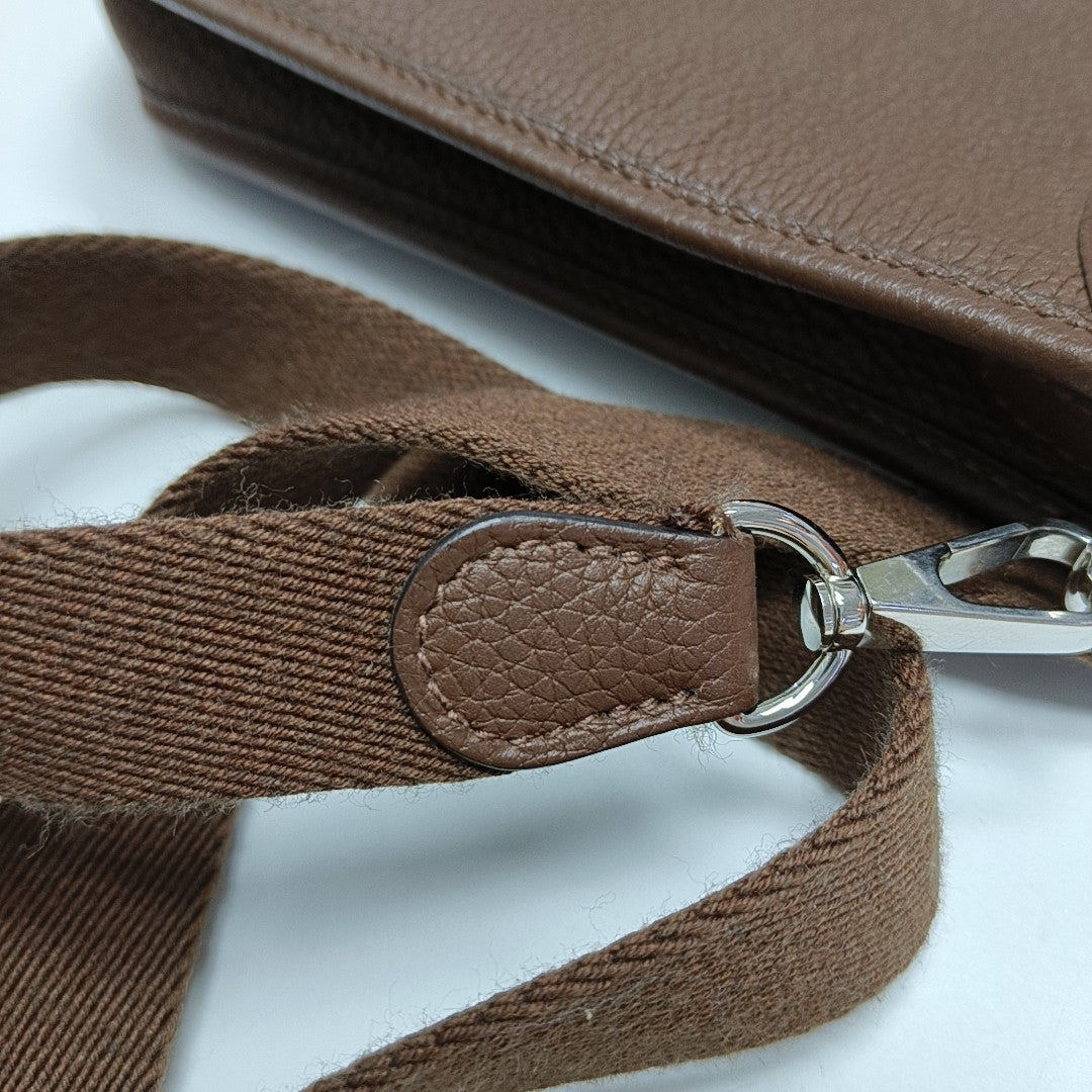 Authenticated pre-owned  Evelyne 17 Clemence Brown - Shoulder Bag at Looply