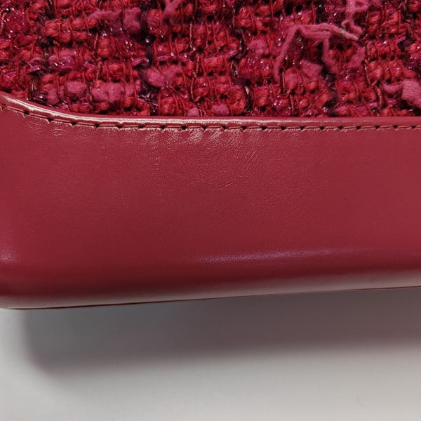 Authenticated pre-owned  Gabrielle Small Wool Red - Shoulder Bag at Looply
