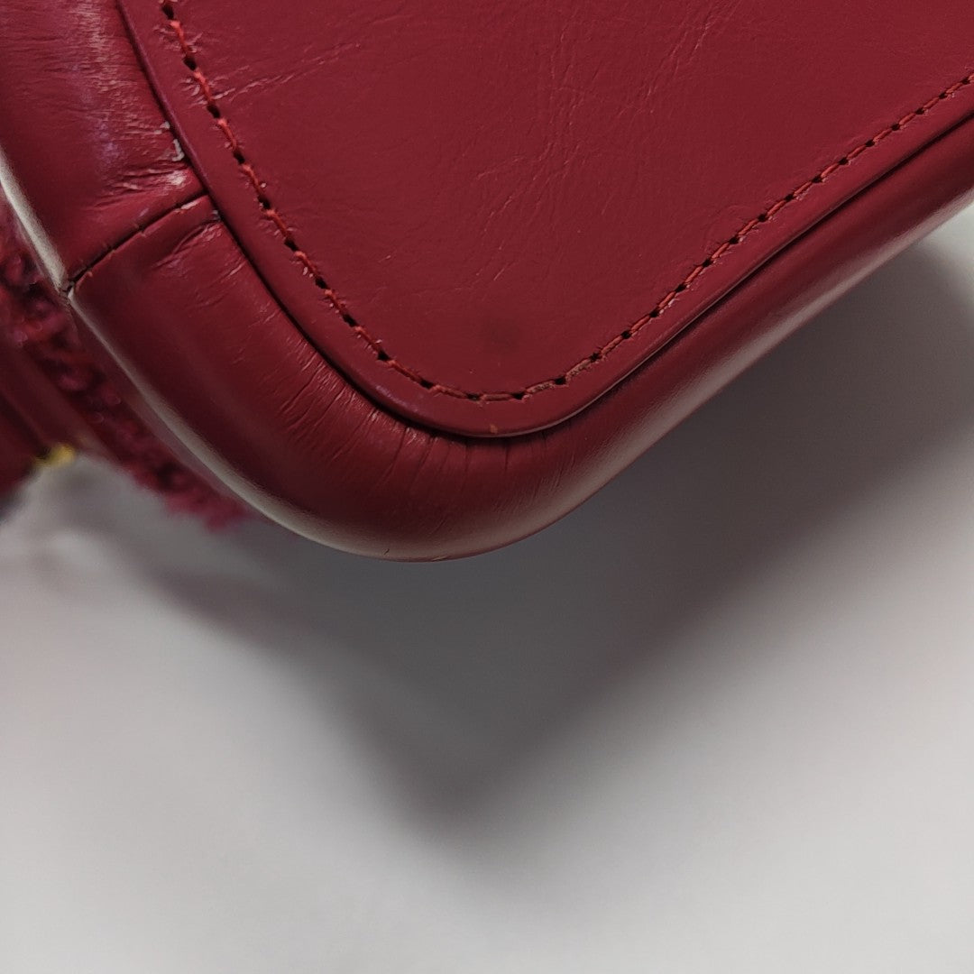 Authenticated pre-owned  Gabrielle Small Wool Red - Shoulder Bag at Looply