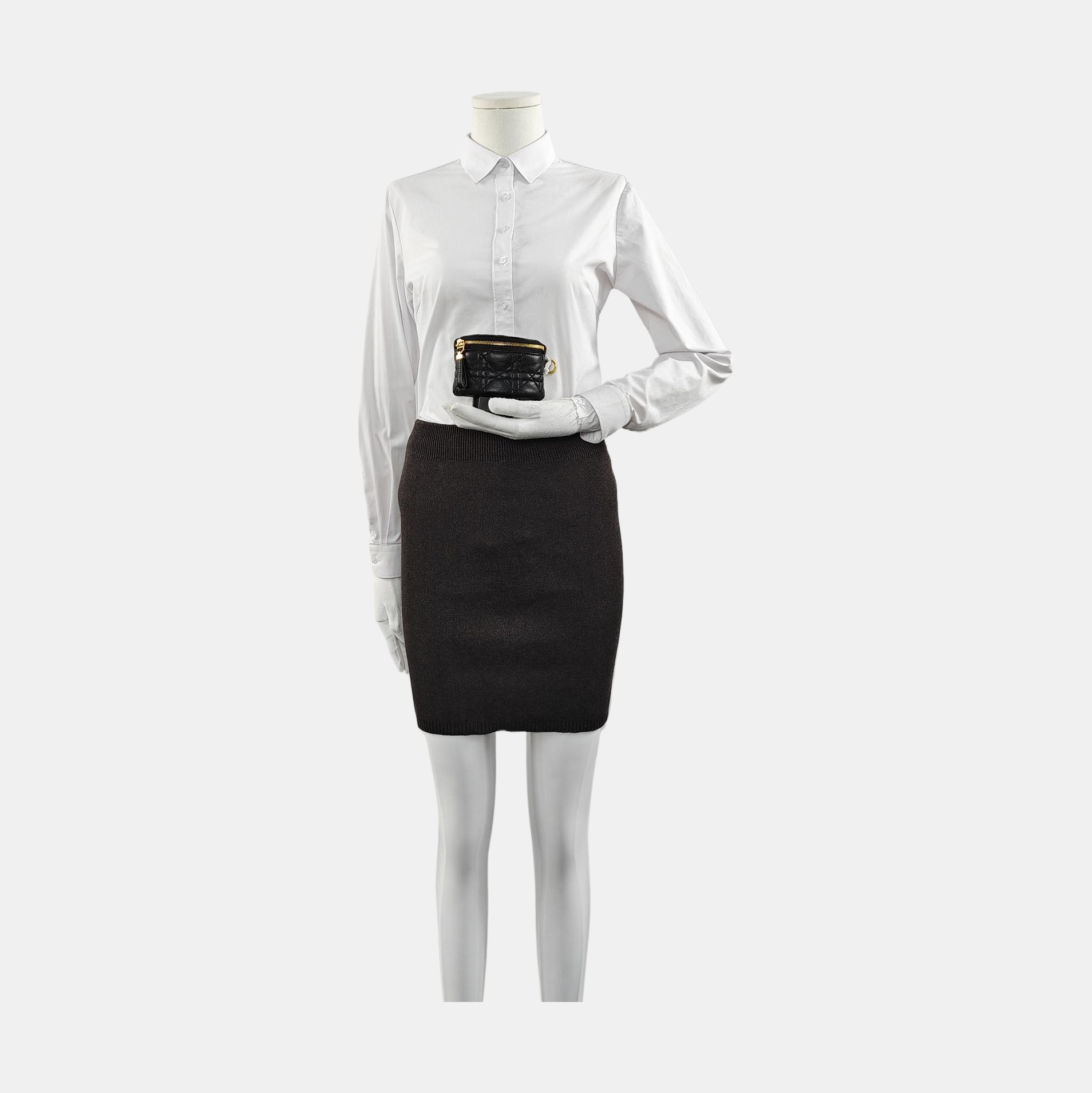 Authenticated pre-owned  Dior Caro Calfskin Black - Clutch at Looply