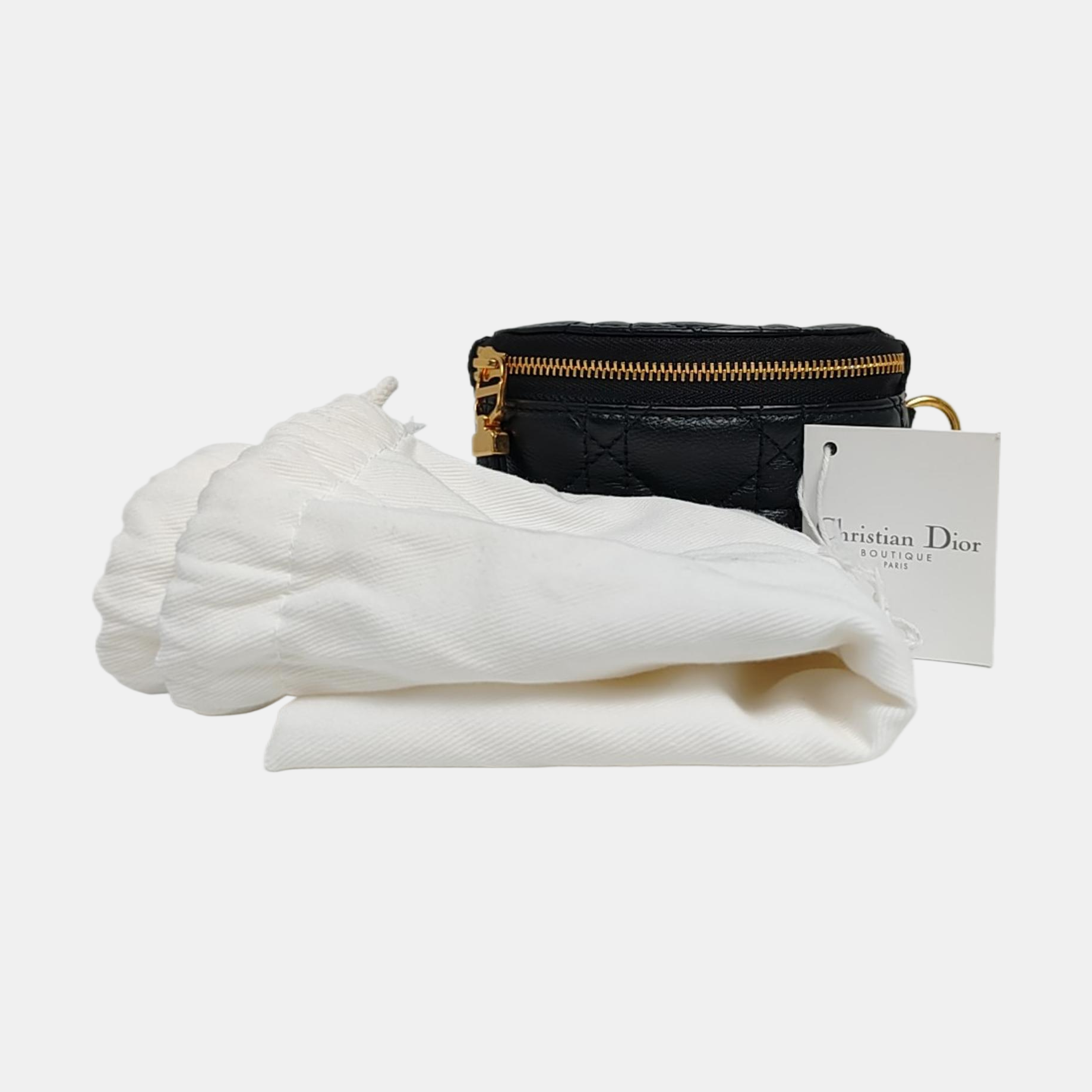 Authenticated pre-owned  Dior Caro Calfskin Black - Clutch at Looply