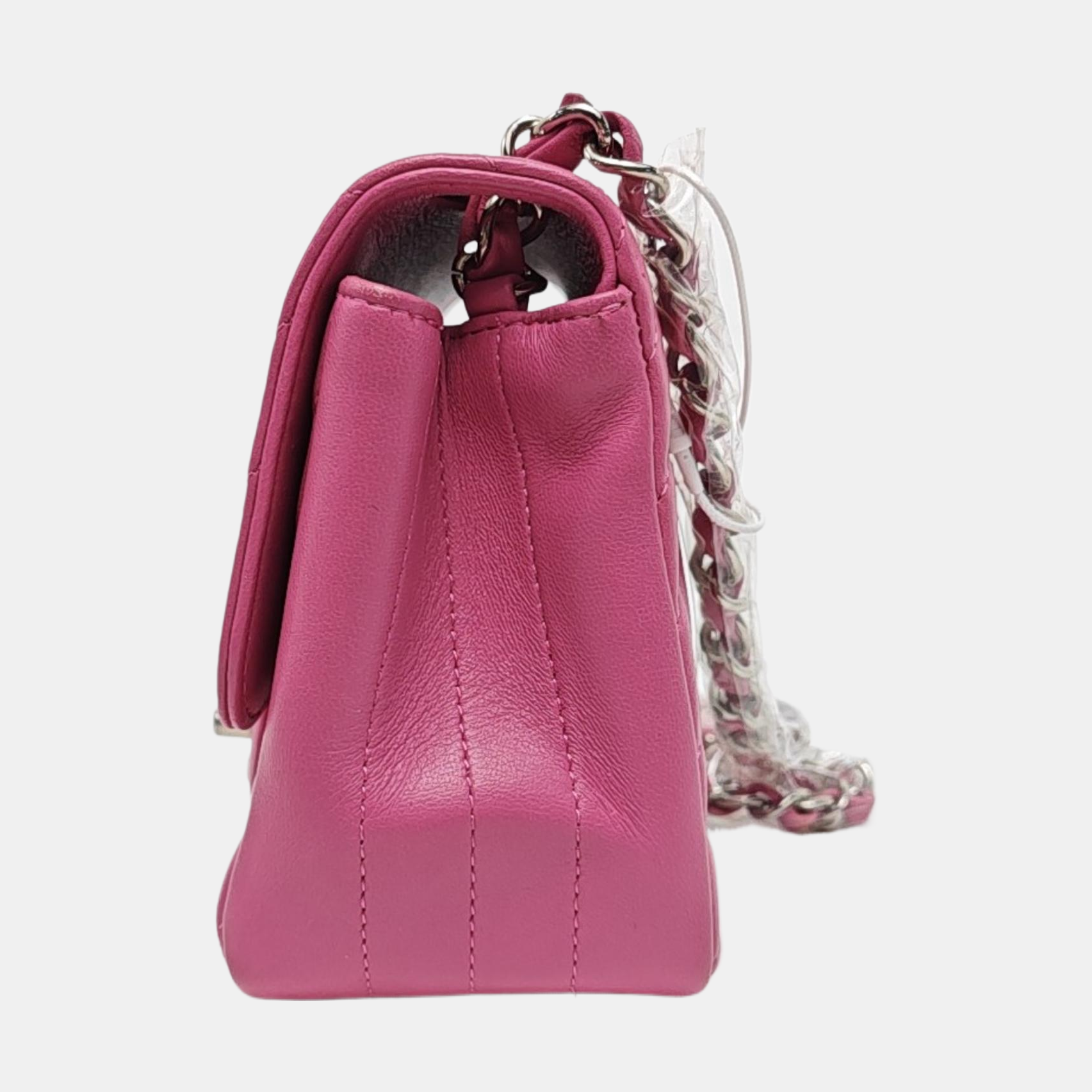 Authenticated pre-owned  Classic Flap Mini Square Chevron Lambskin Pink - Crossbody Bag at Looply