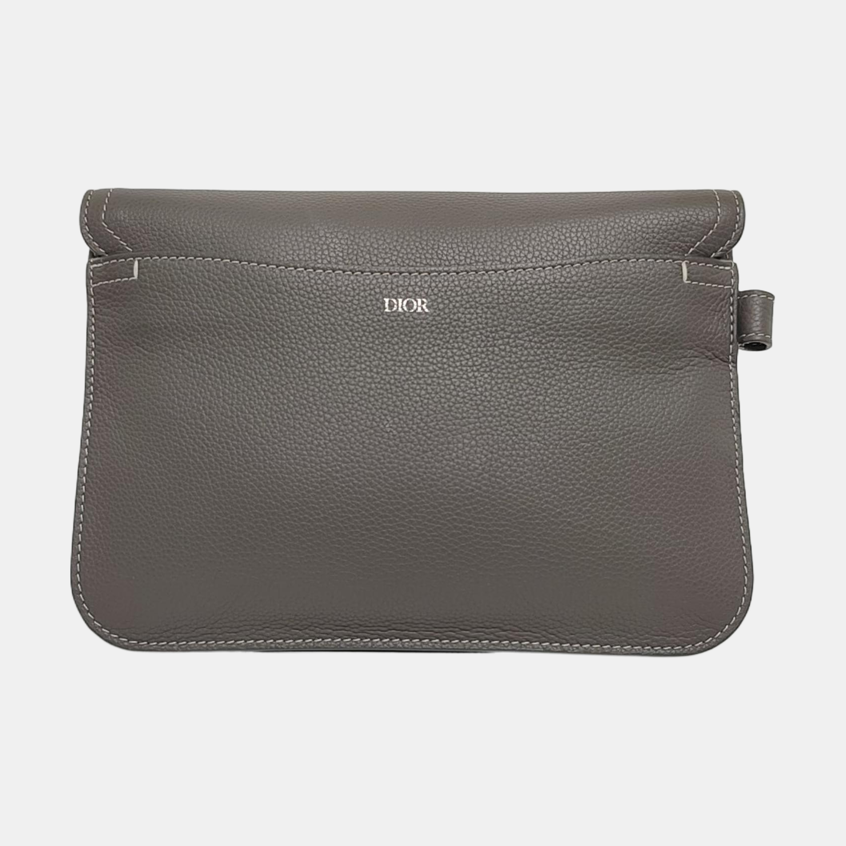 Authenticated pre-owned  Saddle Leather Gray - Clutch at Looply