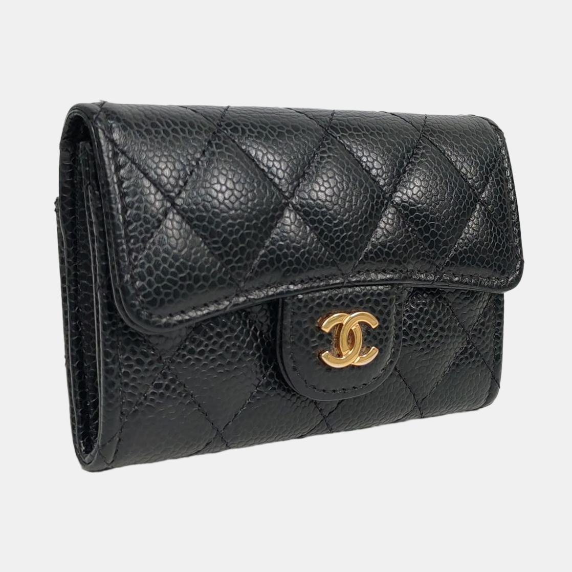 Authenticated pre-owned  Classic Flap Quilted Grained Calfskin Black - Clutch at Looply