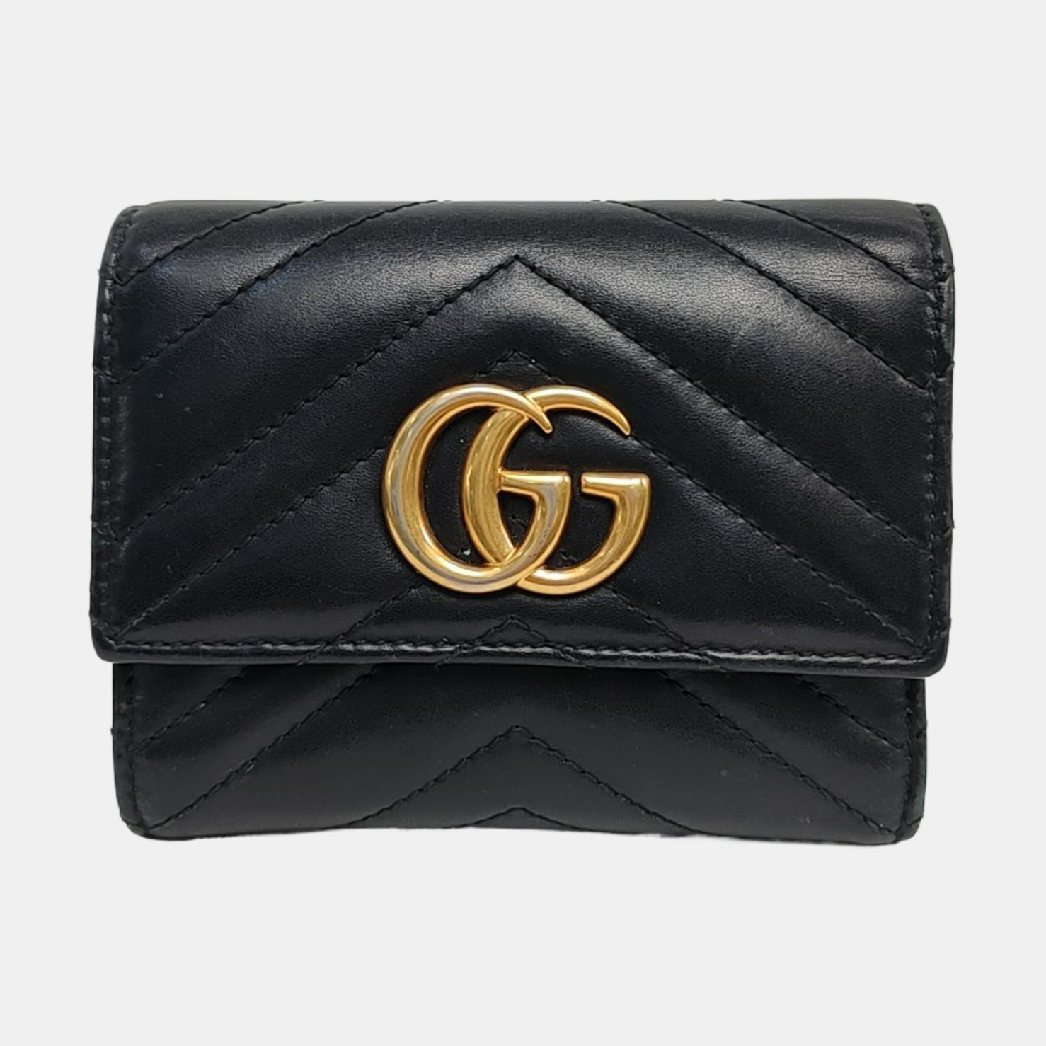 Authenticated pre-owned  GG Marmont Calfskin Black Wallet - Wallet at Looply