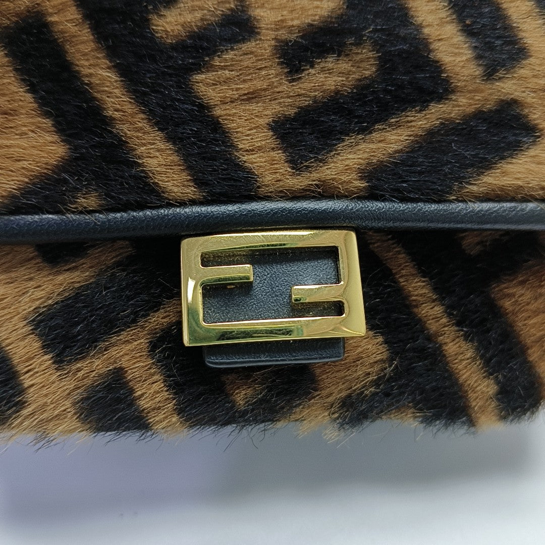 Authenticated pre-owned  Baguette Nano Calfskin Multicolor - Shoulder Bag at Looply