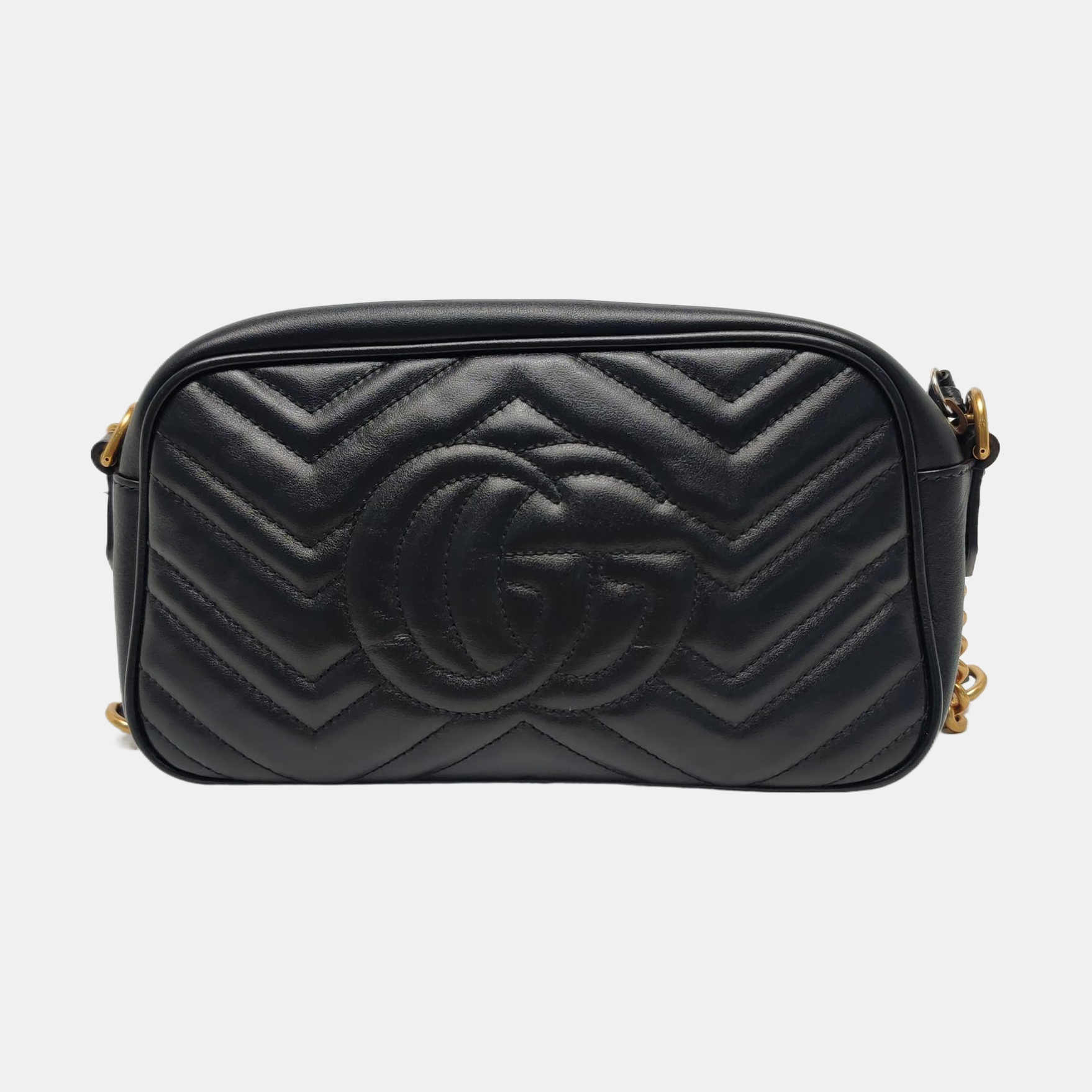 Authenticated pre-owned  GG Marmont Small Calfskin Black - Shoulder Bag at Looply
