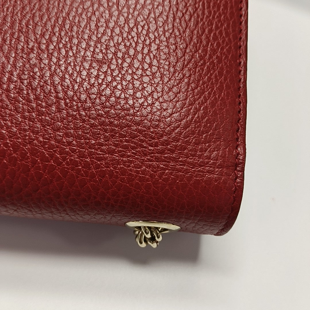 Authenticated pre-owned  Interlocking G Small Calfskin Red - Crossbody Bag at Looply