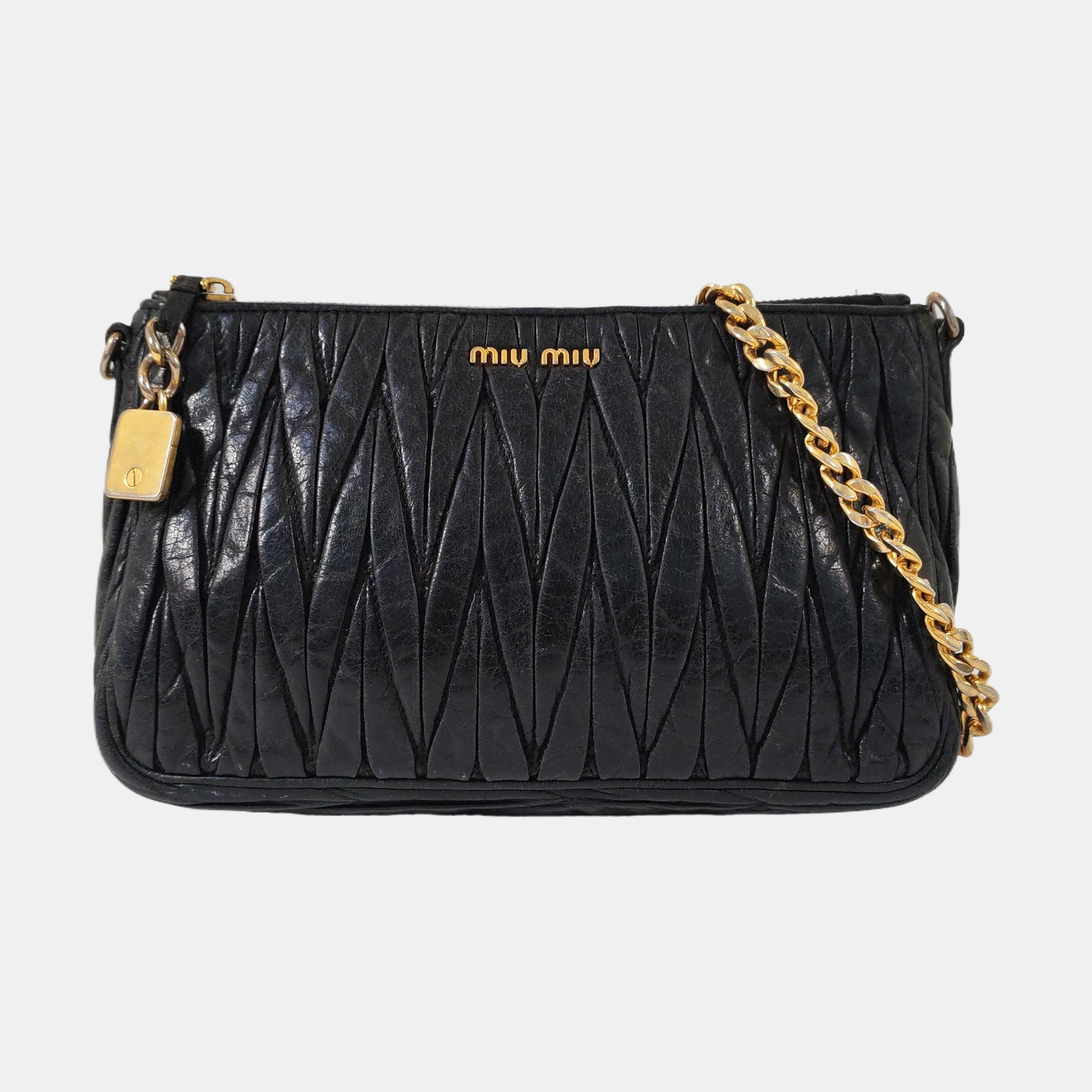 Authenticated pre-owned  Matelassé Lambskin Black - Shoulder Bag at Looply