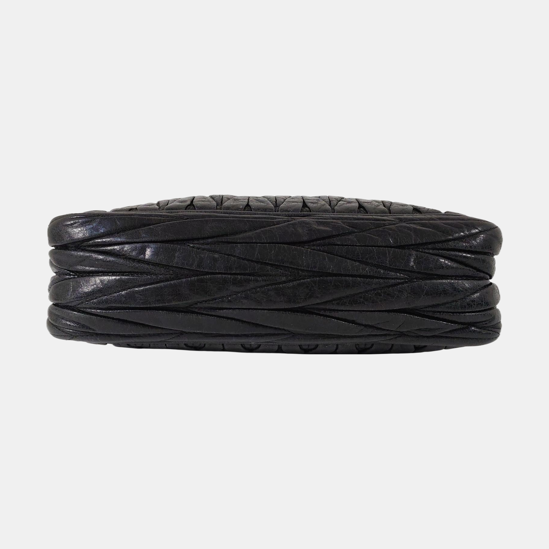 Authenticated pre-owned  Matelassé Lambskin Black - Shoulder Bag at Looply