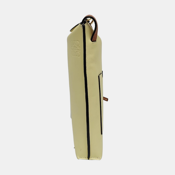 Authenticated pre-owned  Gate Calfskin Yellow - Shoulder Bag at Looply