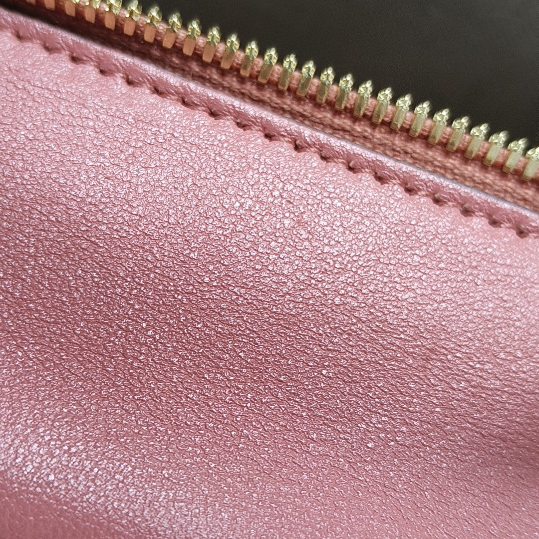 Authenticated pre-owned  Blondie Lambskin Pink - Shoulder Bag at Looply