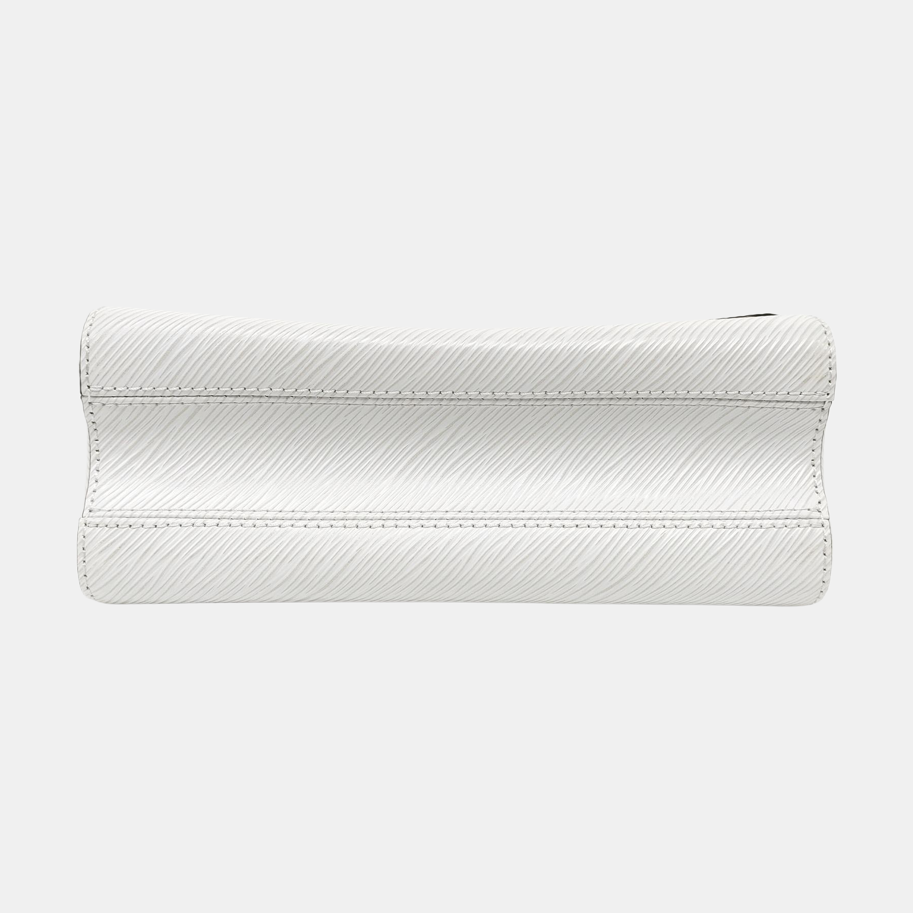 Authenticated pre-owned  Twist MM Epi White - Shoulder Bag at Looply